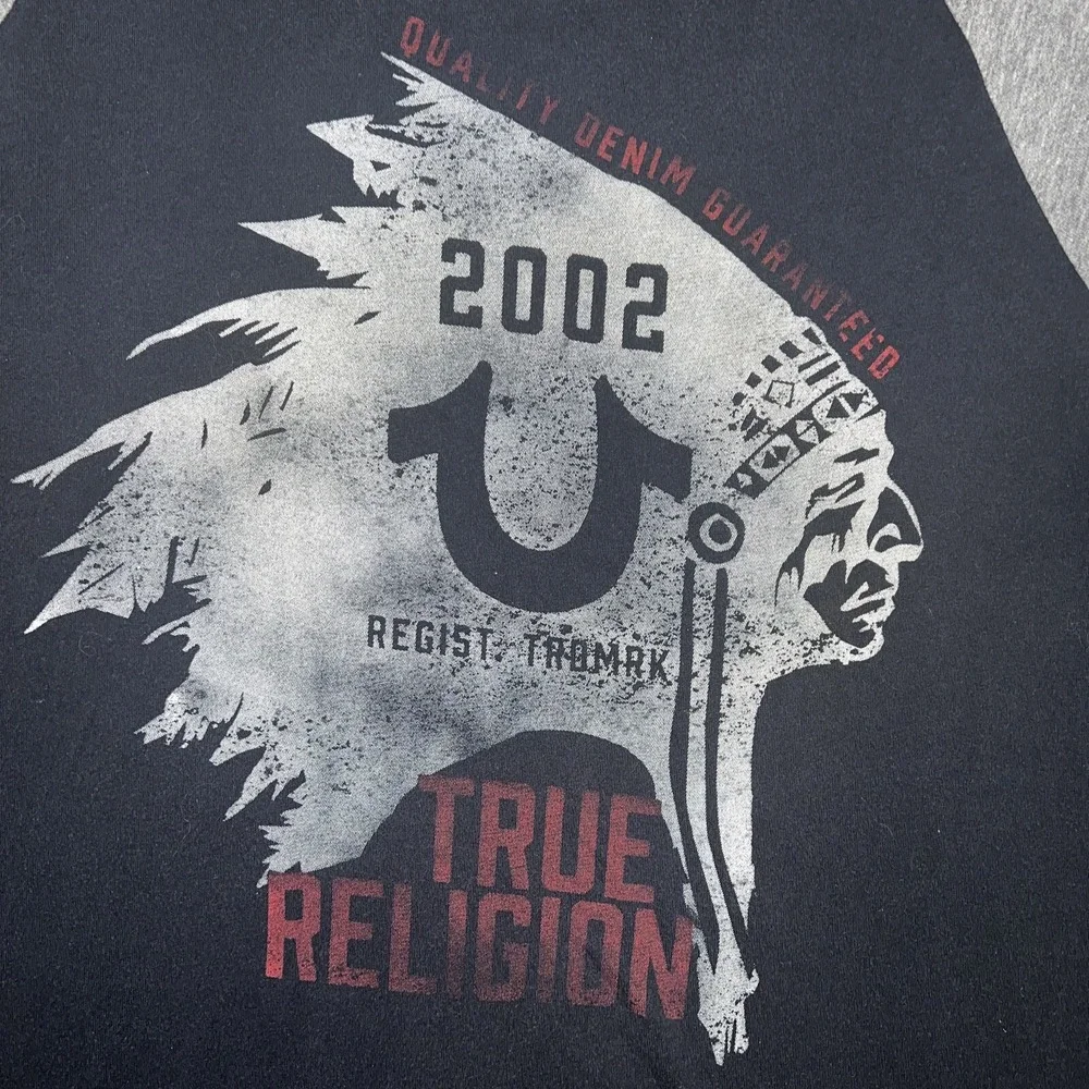 True Religion T Shirt Men's Size L‎ Black Gray Indian Head Chief Raglan Tee